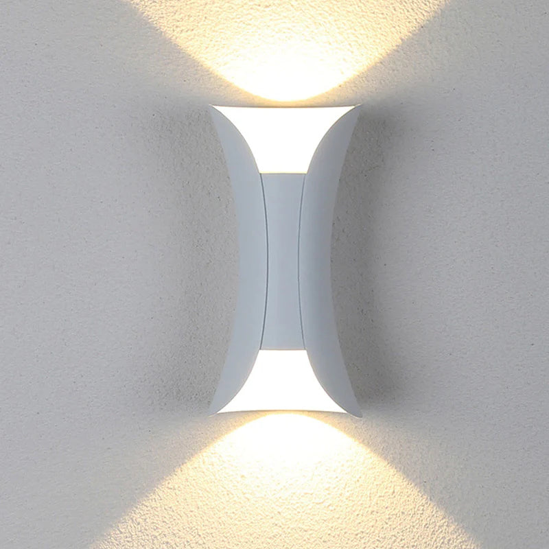 Waterproof LED Wall Light – Modern, IP65-Rated & Perfect for Outdoors