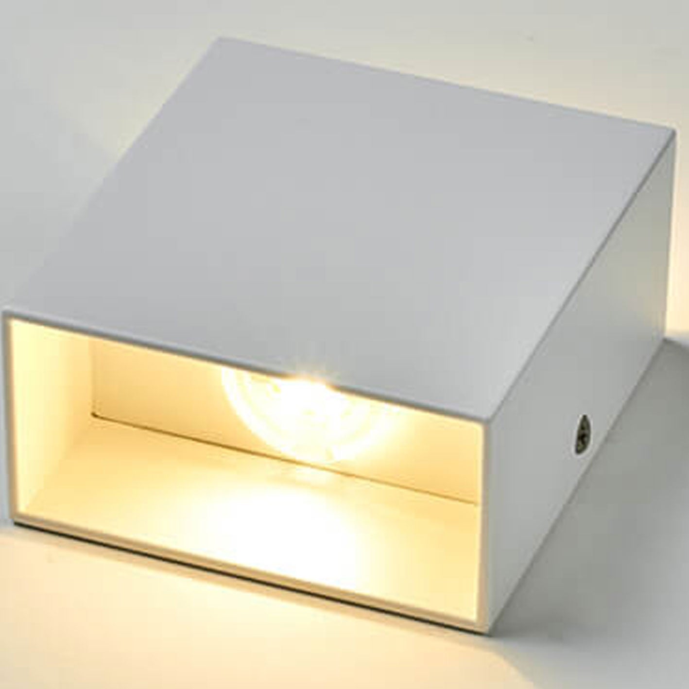 Smart Motion Sensor LED Wall Light