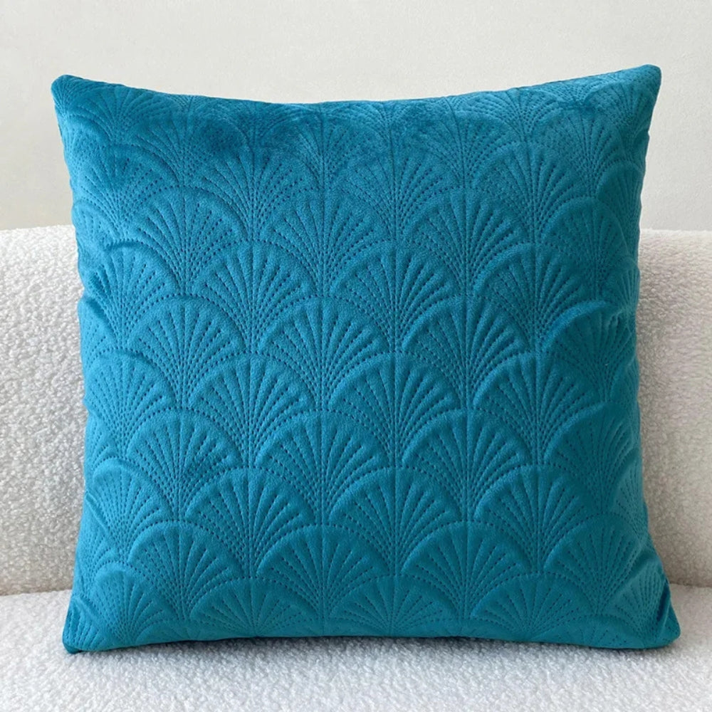 Elegant Seashell-Inspired Cusion Cover