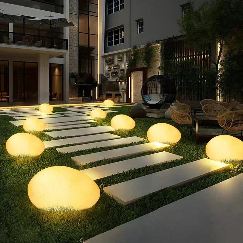 Elegant Outdoor Garden Lamp with LED Lighting