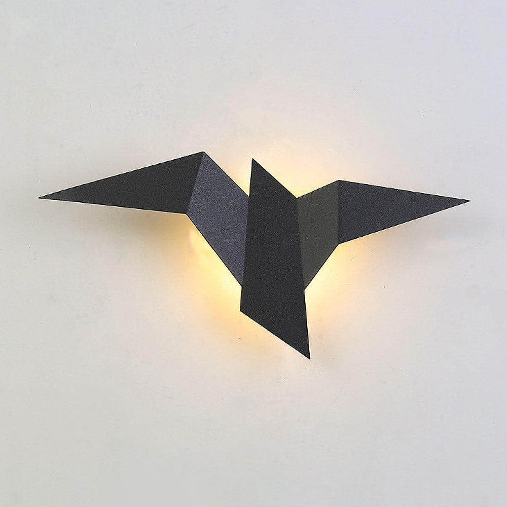 Creative Bird Wall Lamp Made of Iron – Artistic Accent for Your Home