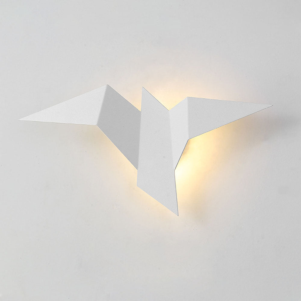 Creative Bird Wall Lamp Made of Iron – Artistic Accent for Your Home