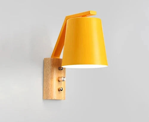 Modern LED Wall Light Made of Wood – Stylish Wall Lamp for Living Room & Bedroom