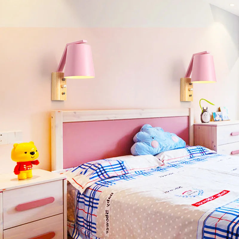 Modern LED Wall Light Made of Wood – Stylish Wall Lamp for Living Room & Bedroom