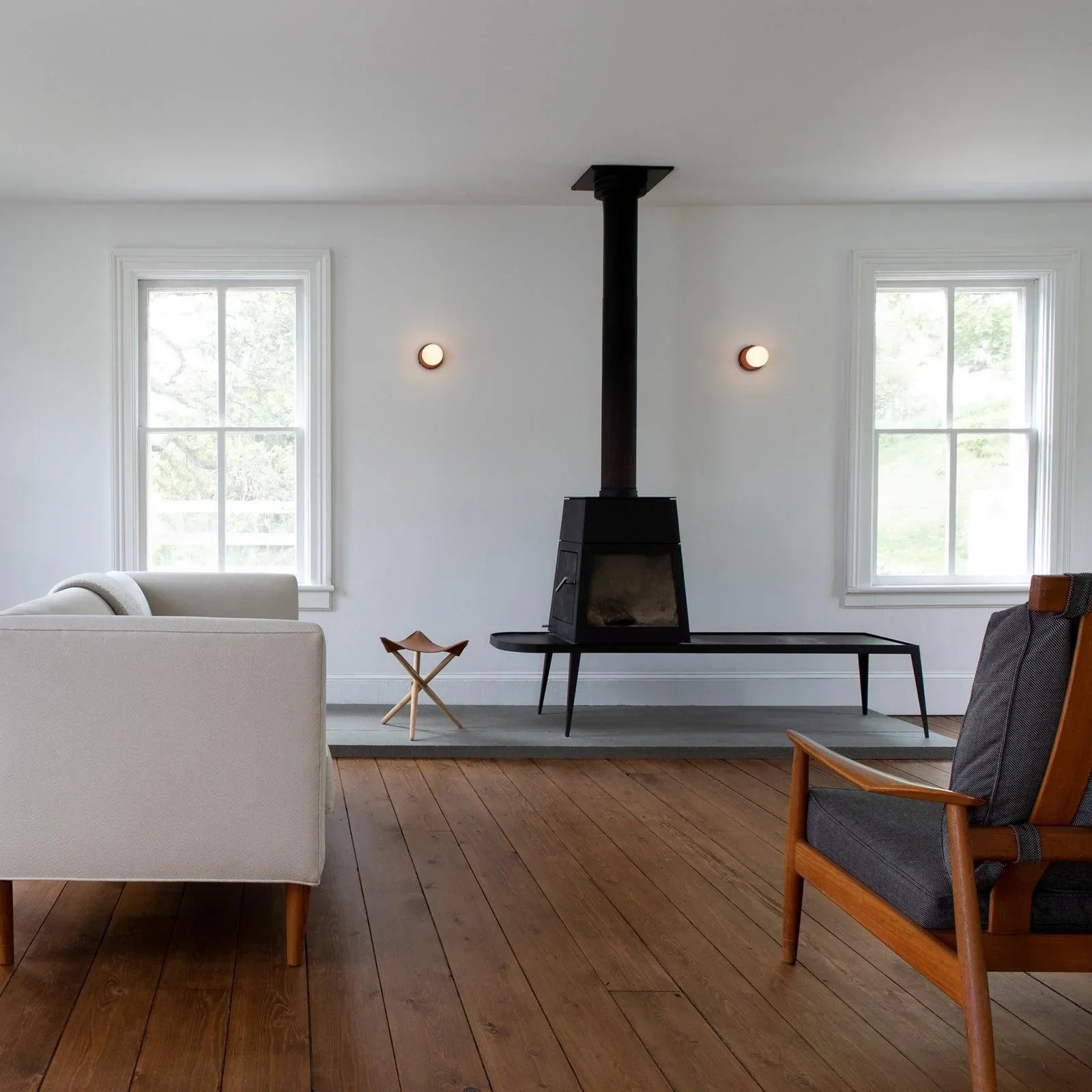 Round Classic Wall Light