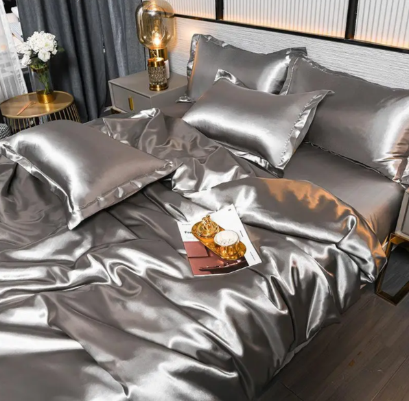Silky Smooth Bedding Set