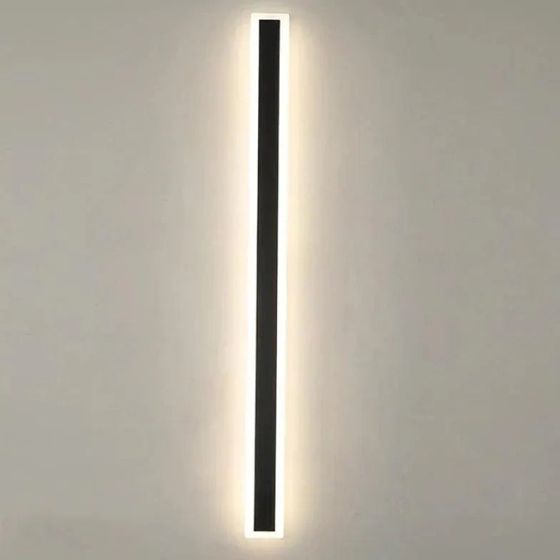 Sleek Modern Outdoor LED Wall Fixture for Garden and Patio Illumination