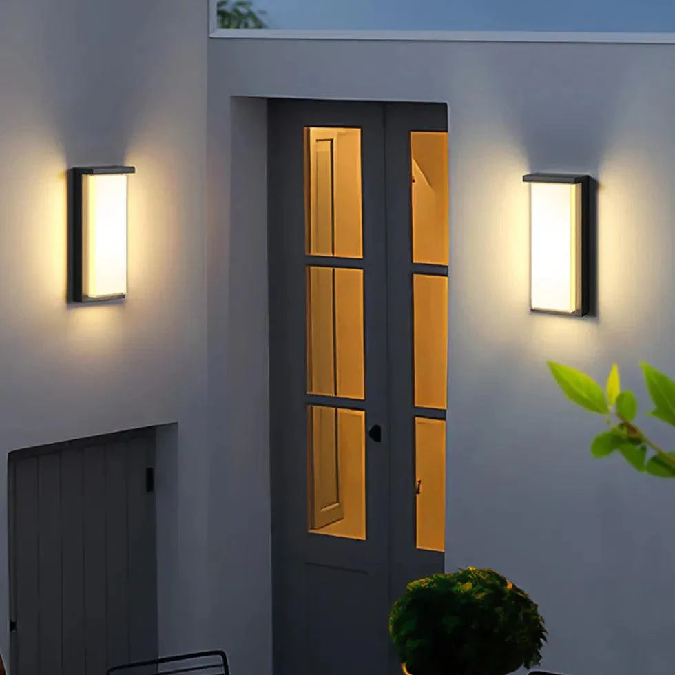 Stylish Solar-Powered Outdoor Wall Lanterns for Garden Illumination