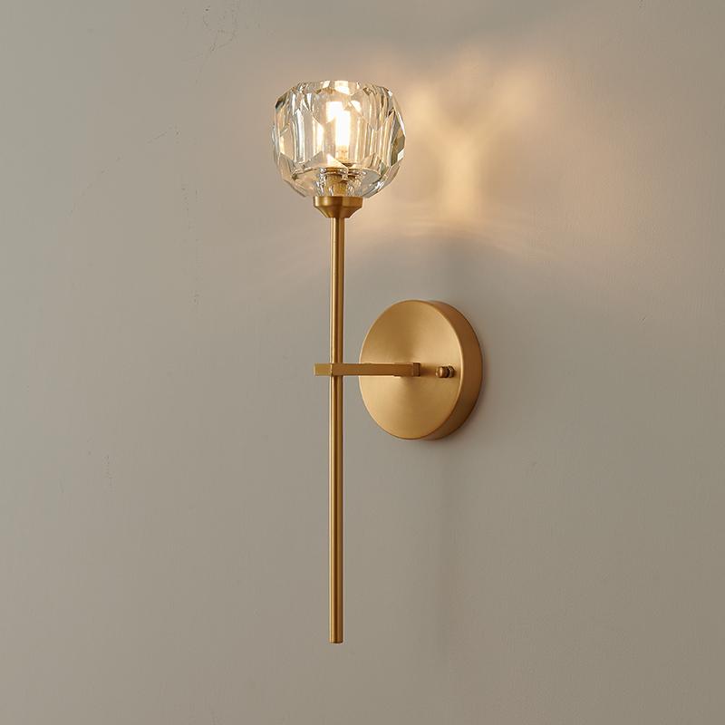 Elegant Crystal-Cut Needle Wall Light