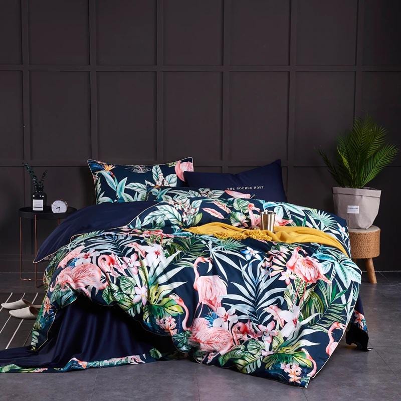 Luxurious Duvet Cover Made from Egyptian Cotton – Breathable and Soft for Restful Sleep with Elegant Flamingo Designs