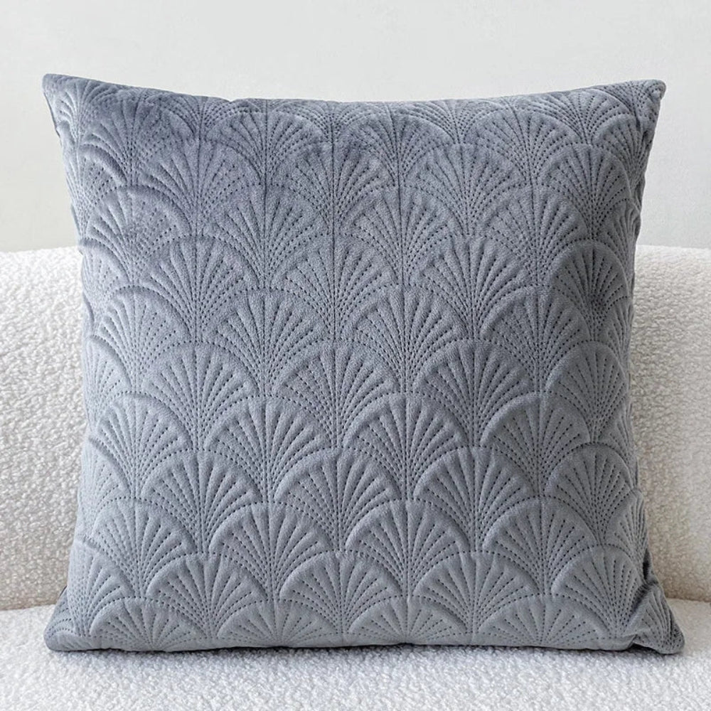 Elegant Seashell-Inspired Cusion Cover