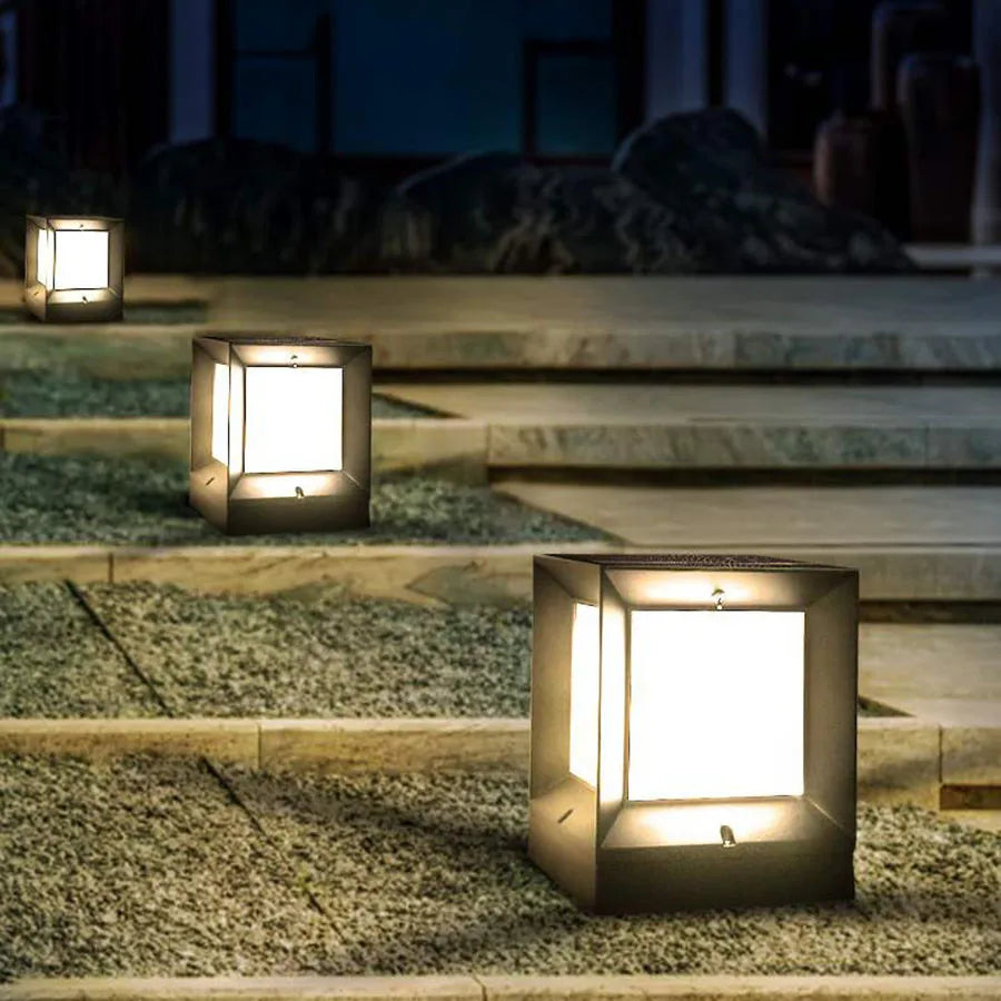 LED Column Light Cube Design – Outdoor Lighting, Weatherproof and Energy-Saving for Garden and Terrace