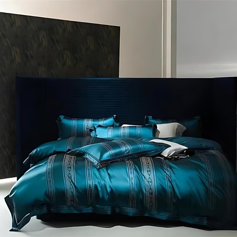 Exclusive Bedding Set Made of Luxurious Egyptian Cotton in Dark Blue for Ultimate Sleep Comfort