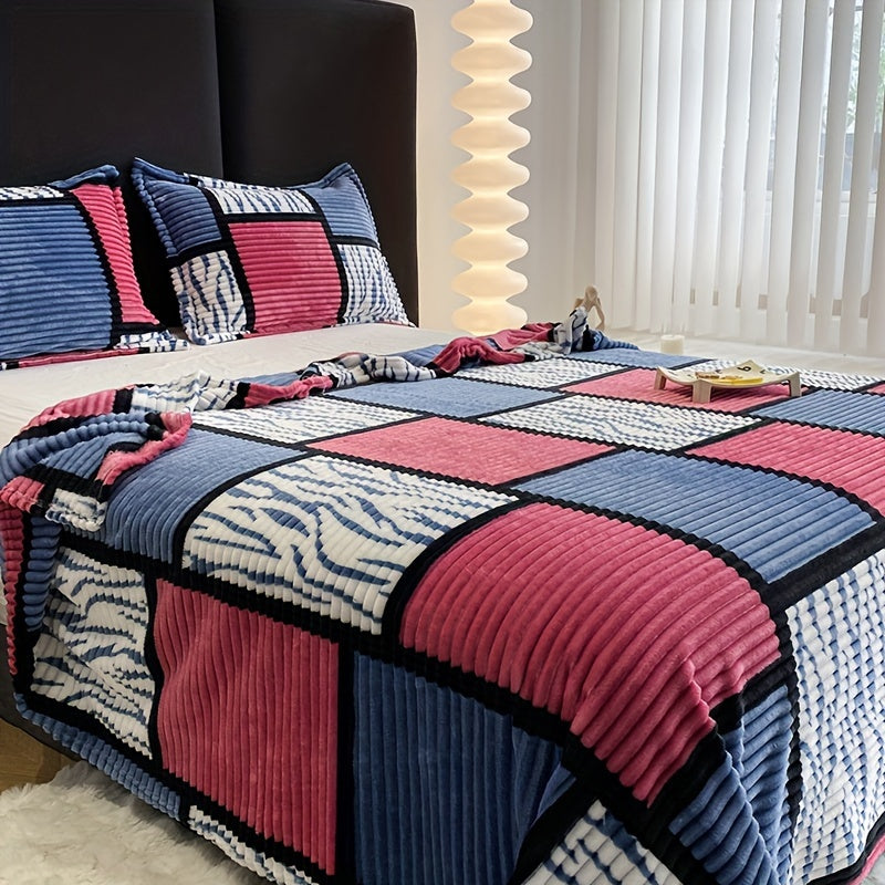 Warming Flannel Bedding in Cozy Check Pattern for Comfortable Nights