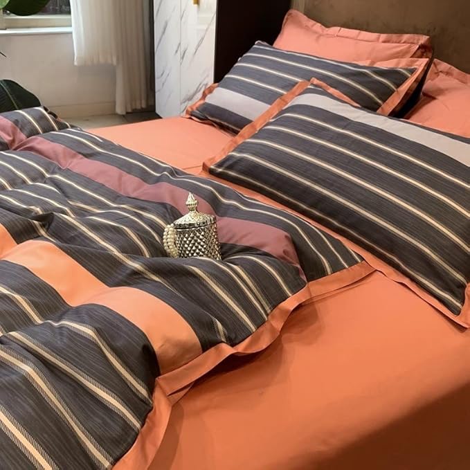 Elegant Bed Linen Made of Egyptian Cotton – Striped and Breathable in Warm Tones for Luxurious Sleep Comfort