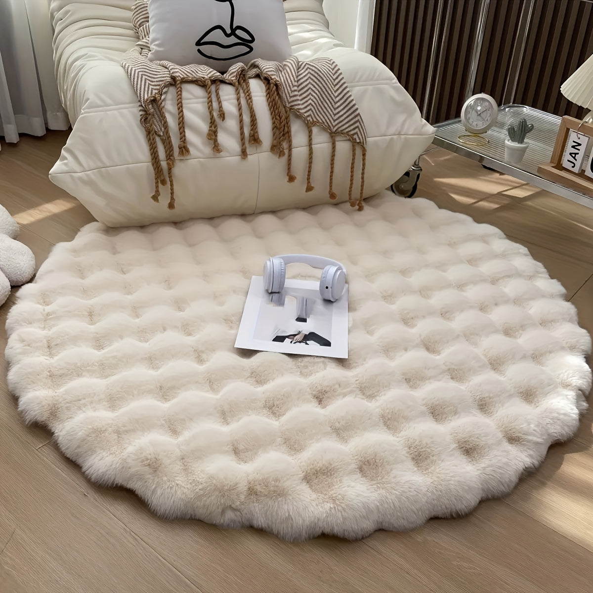 Round Fluffy Rug for Stylish Spaces – Soft Rug for Living Room & Bedroom