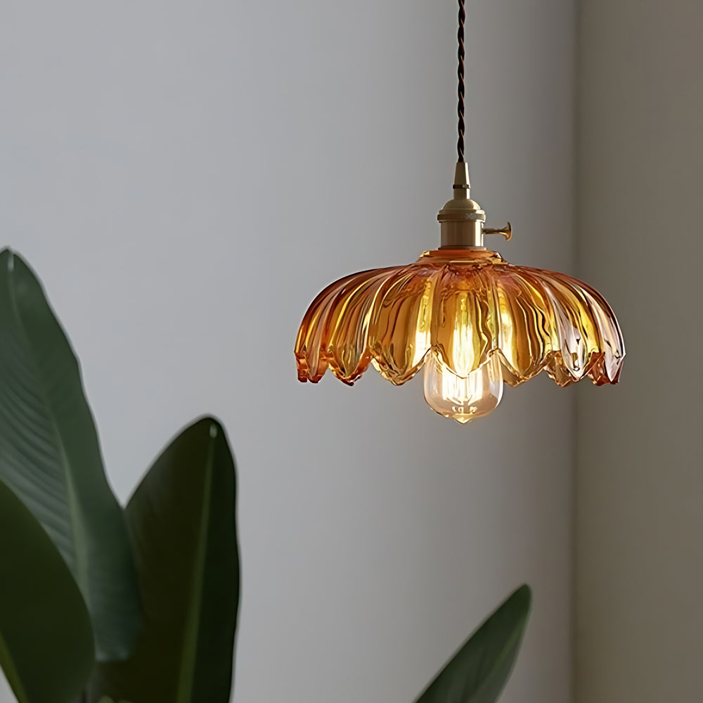 Vintage Hanging Lamp Made of Glass and Brass – Flower-Shaped Pendant Light for Dining Room and Living Room