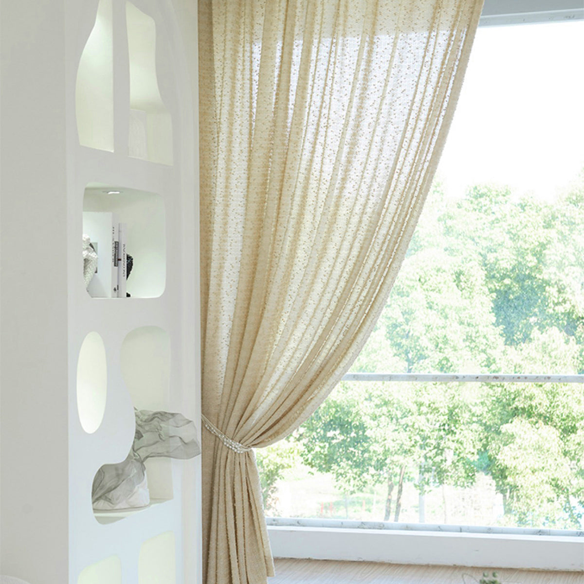 Elegant and Soft Curtains – Luxurious Window Decoration for a Stylish Ambiance