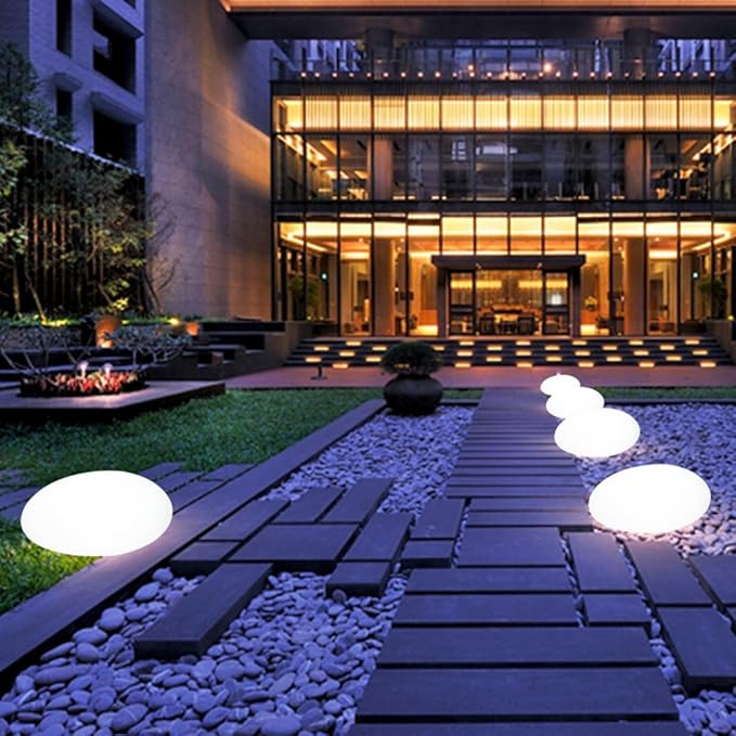 Elegant Outdoor Garden Lamp with LED Lighting