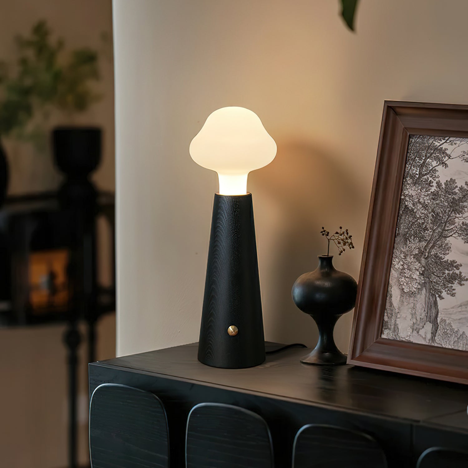 Table Lamp in Poetic Design - Modern LED Lamp for Atmospheric Lighting, Ideal as a Decorative Light for Living Room and Bedroom