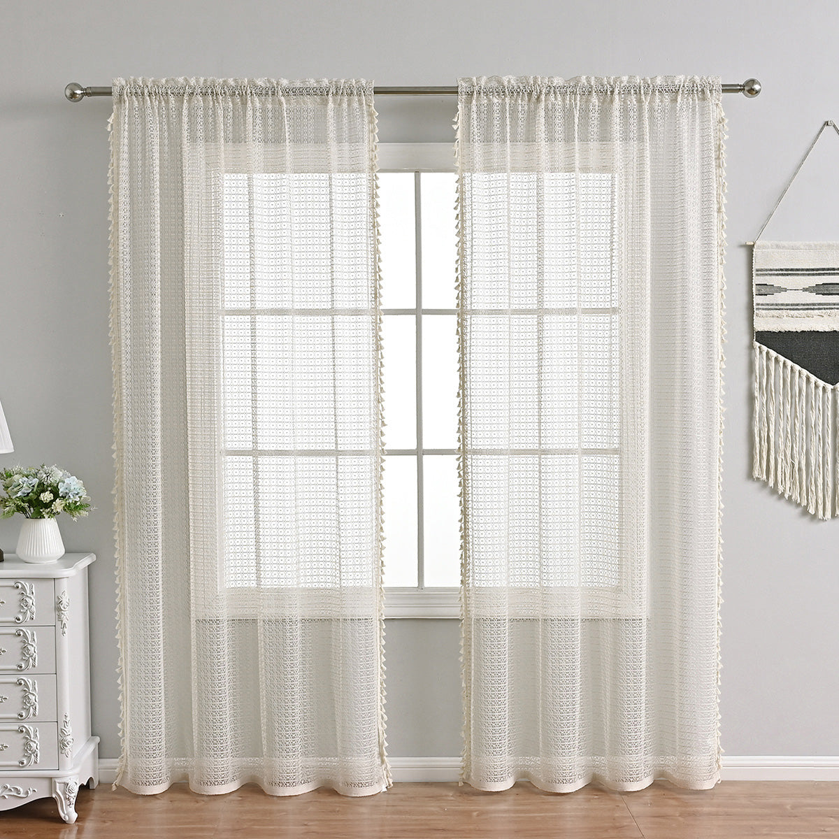 Beige Voile Curtains – Elegant and Soft Window Decoration for Any Room