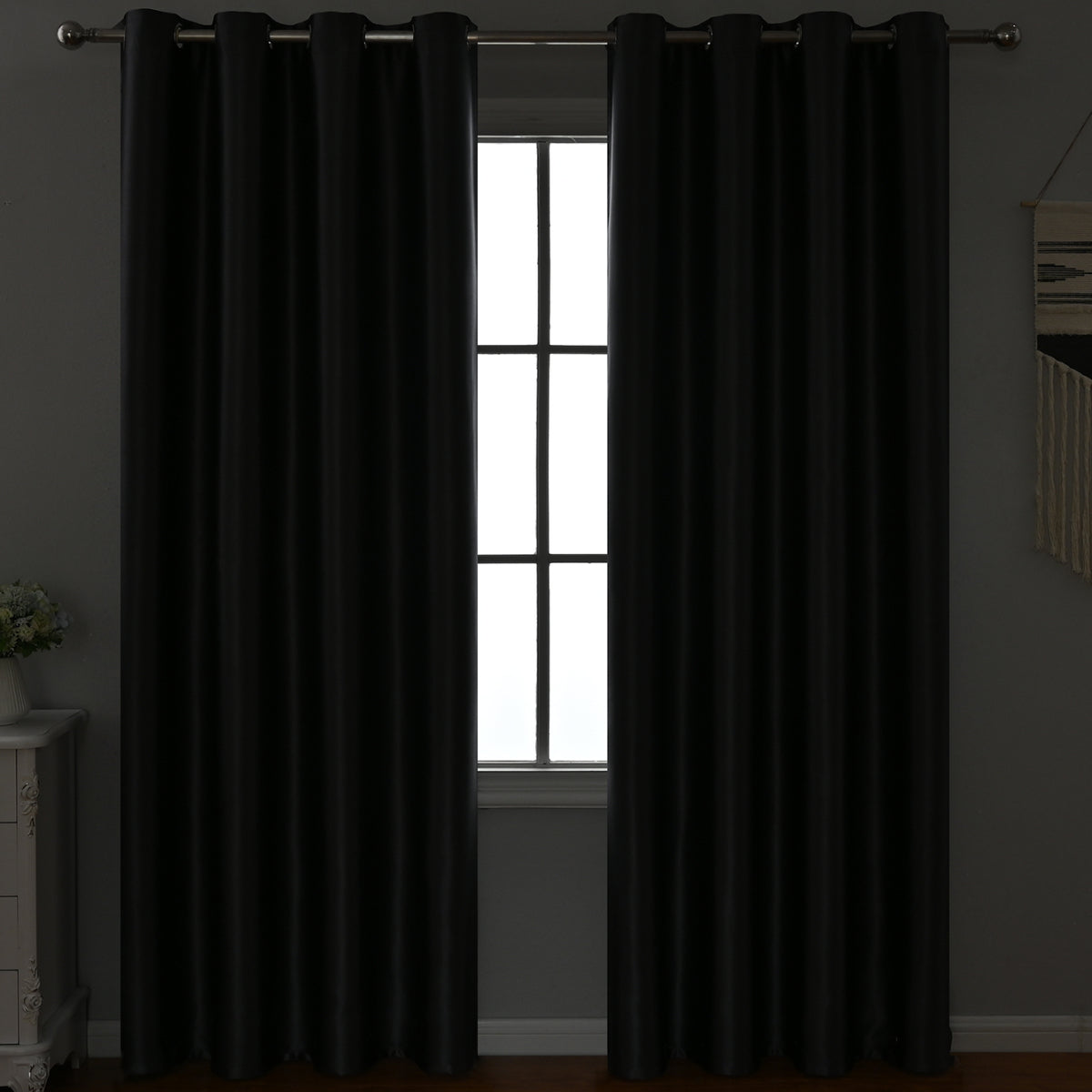 Blackout Velvet Curtains – Elegant, Light-Blocking Curtains for Stylish Interior Design