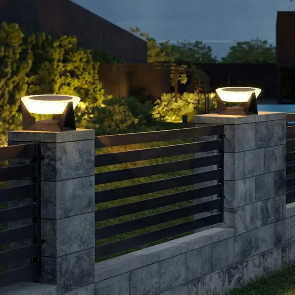 Elegant Solar Outdoor Light – Modern LED Solar Lamp for Terrace and Garden