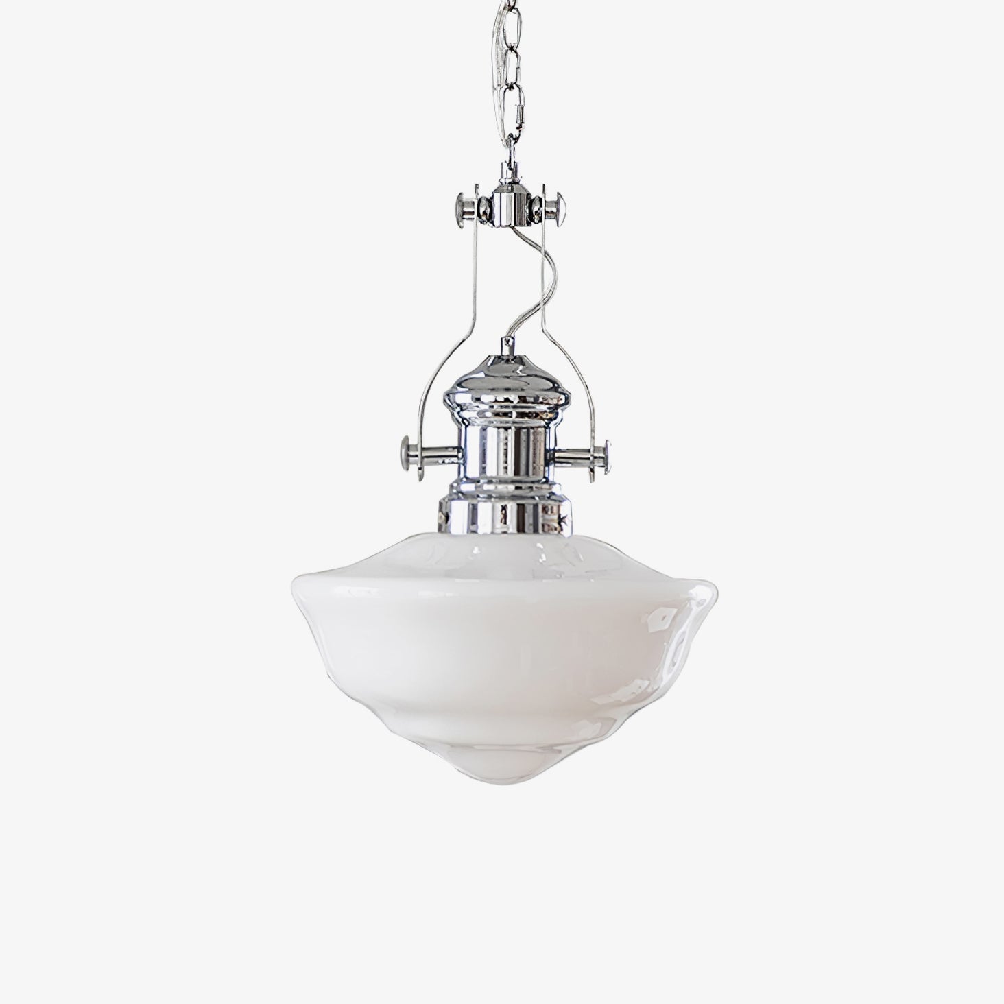 Classic Retro Pendant Light in Schoolhouse Style – Vintage Lighting for Kitchen and Dining Room