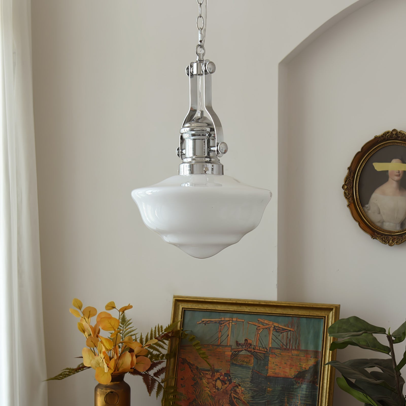 Classic Retro Pendant Light in Schoolhouse Style – Vintage Lighting for Kitchen and Dining Room