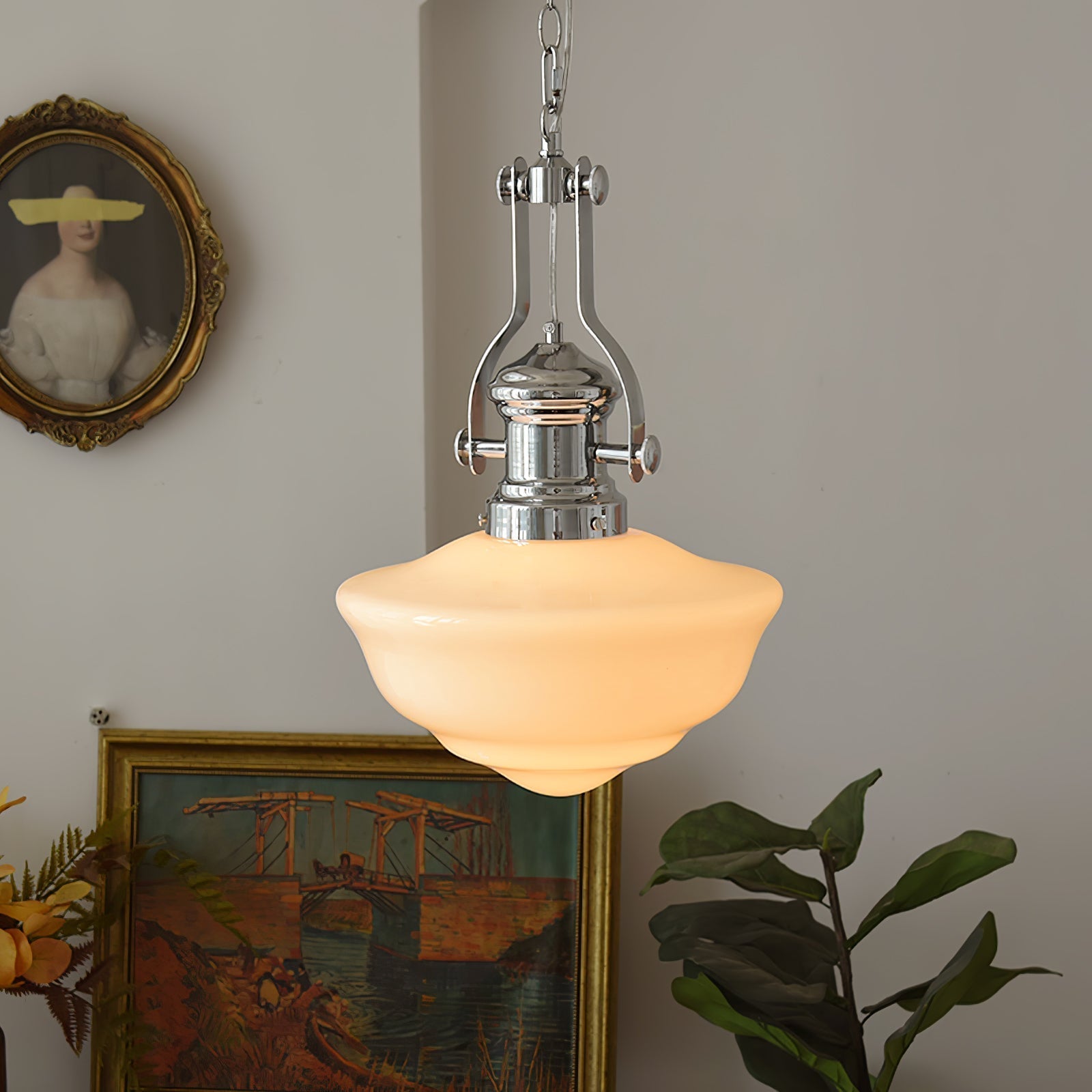 Classic Retro Pendant Light in Schoolhouse Style – Vintage Lighting for Kitchen and Dining Room