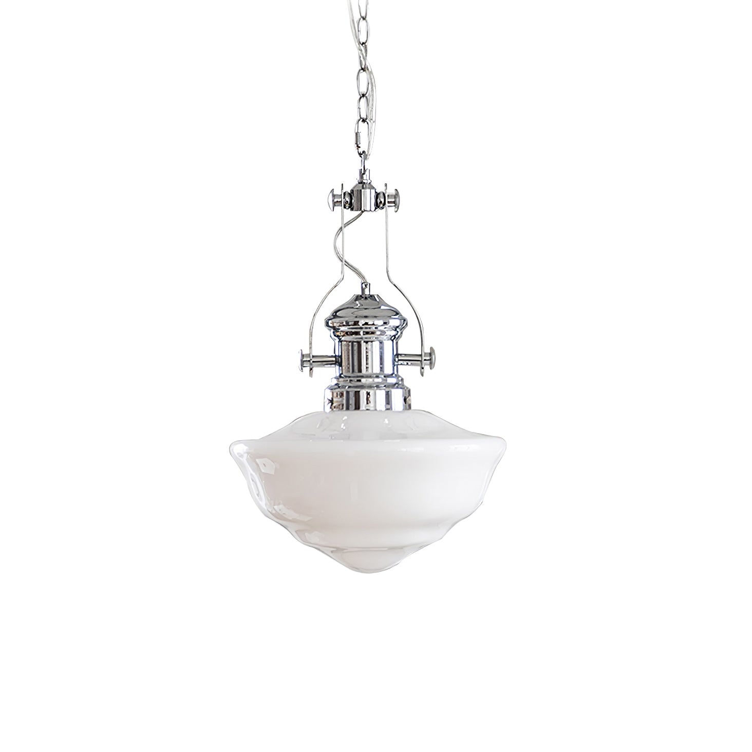 Classic Retro Pendant Light in Schoolhouse Style – Vintage Lighting for Kitchen and Dining Room