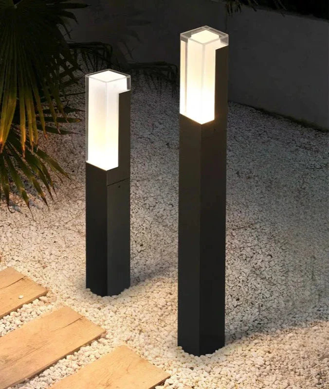 Solar-Powered LED Garden Light – Weatherproof Outdoor Lighting for Lawns and Paths