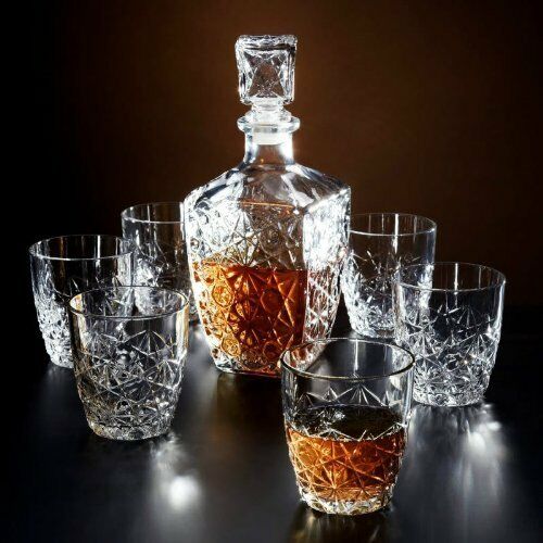 Luxurious 7-Piece Whiskey Decanter Set with Carafe and Glasses – Perfect Gift for Whiskey Lovers and Stylish Bar Accessories