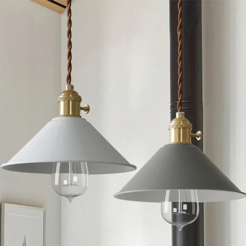 Modern Creative Chandelier in Vintage Style – Pendant Lamp for Dining Room & Café