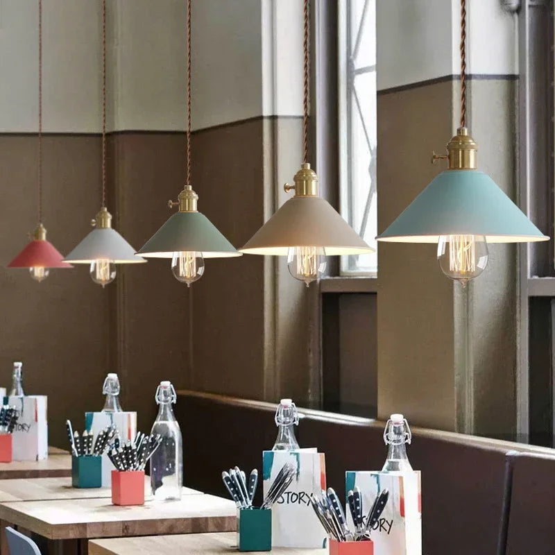 Modern Creative Chandelier in Vintage Style – Pendant Lamp for Dining Room & Café