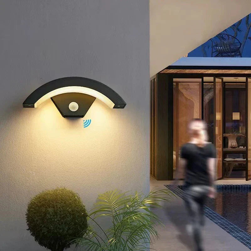 LED Wall Light with Motion Sensor - Weatherproof Body Induction Light, Energy Saving, Ideal for Outdoor Use and Security