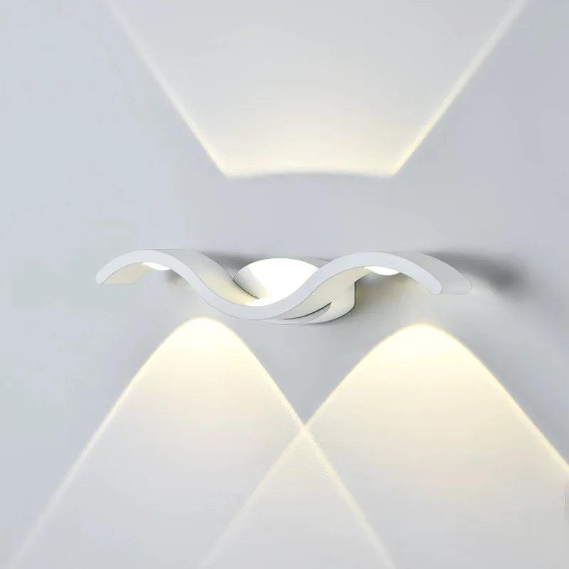 Modern LED Wall Light for Outdoor Use - Weatherproof and Energy-Saving Wall Lighting, Ideal for House Facades and Patios