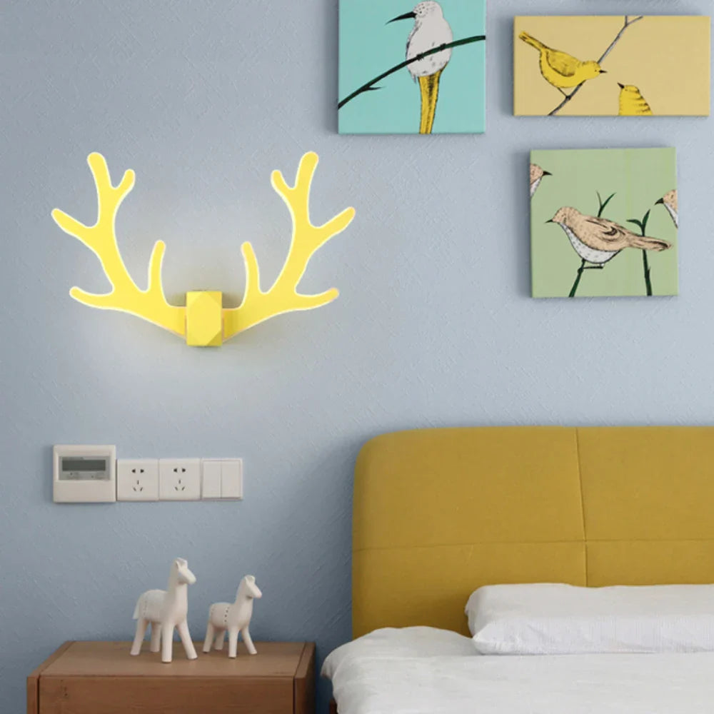 Colourful Antler Wall Lamp for Children's Room – Creative LED Wall Light in Animal Design