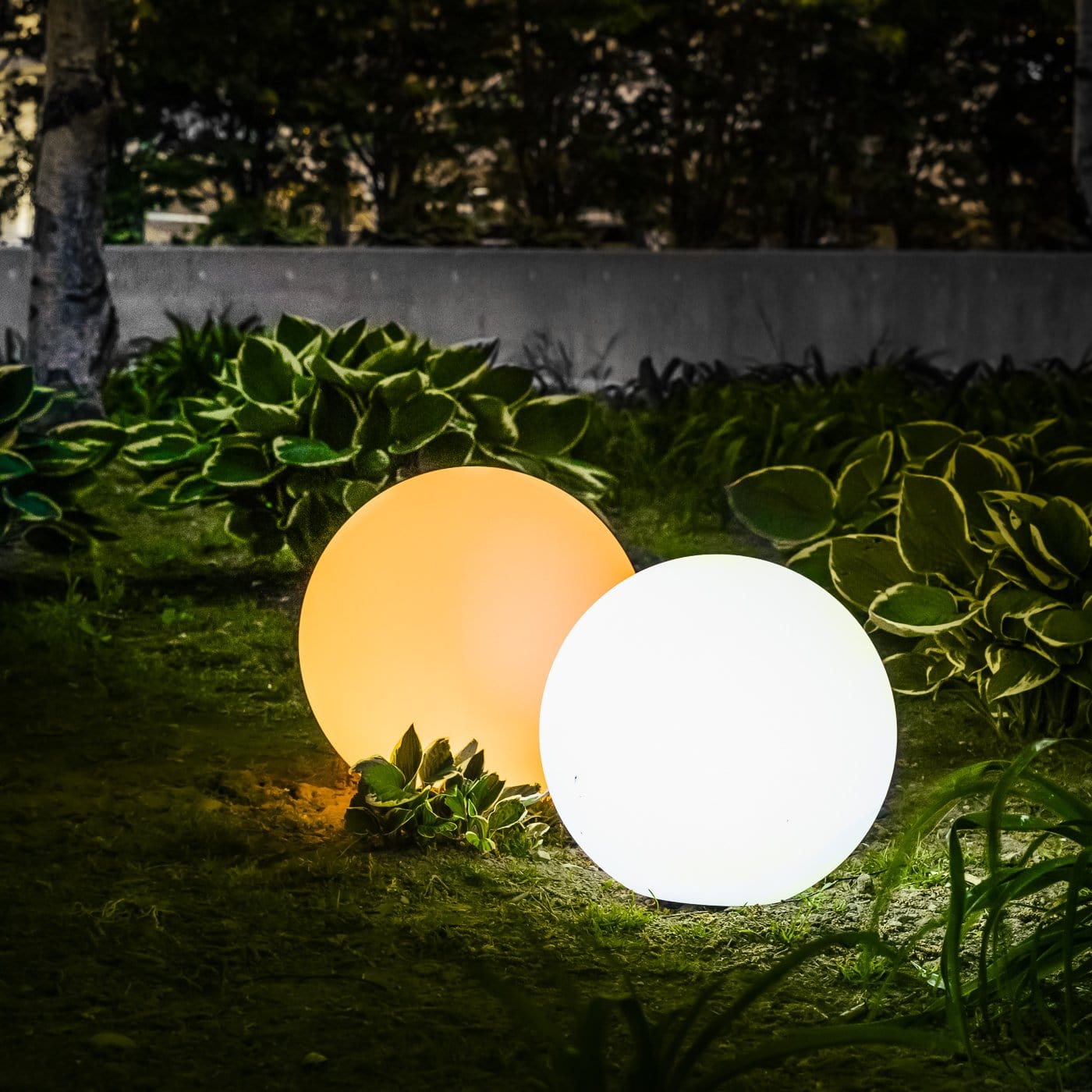 Modern LED Garden Light – Multifunctional, Weatherproof Outdoor Lamp for Terrace and Balcony