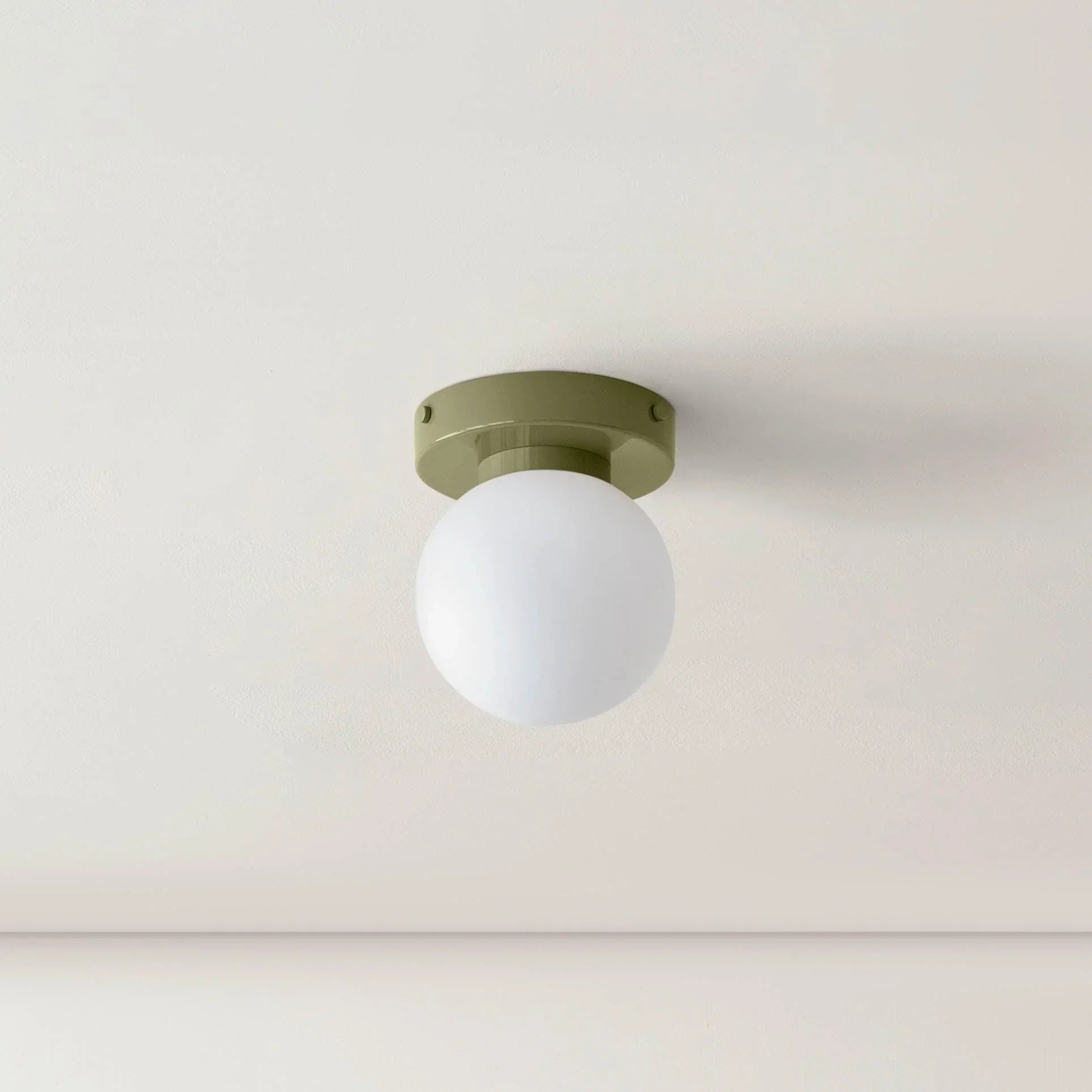 Round Classic Wall Light