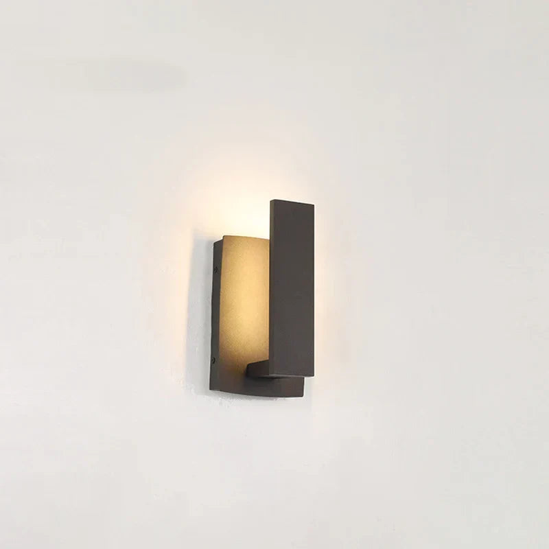 Minimalistic Waterproof LED Outdoor Wall Light for Modern Patios and Gardens