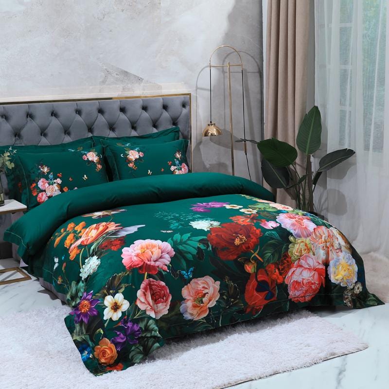 Elegant Silk Bedding with Floral Pattern – Luxurious Design for Your Bedroom Ambiance