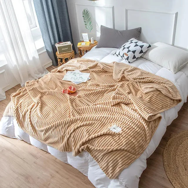 Fluffy Blanket for Cozy Evenings – Snuggle Blanket Made of Soft Material