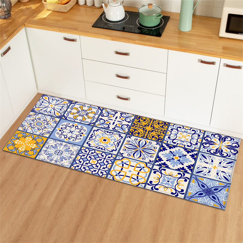 Vintage Kitchen Runner with Retro Tile Pattern – Non-Slip Carpet for Kitchen and Hallway, Easy to Clean