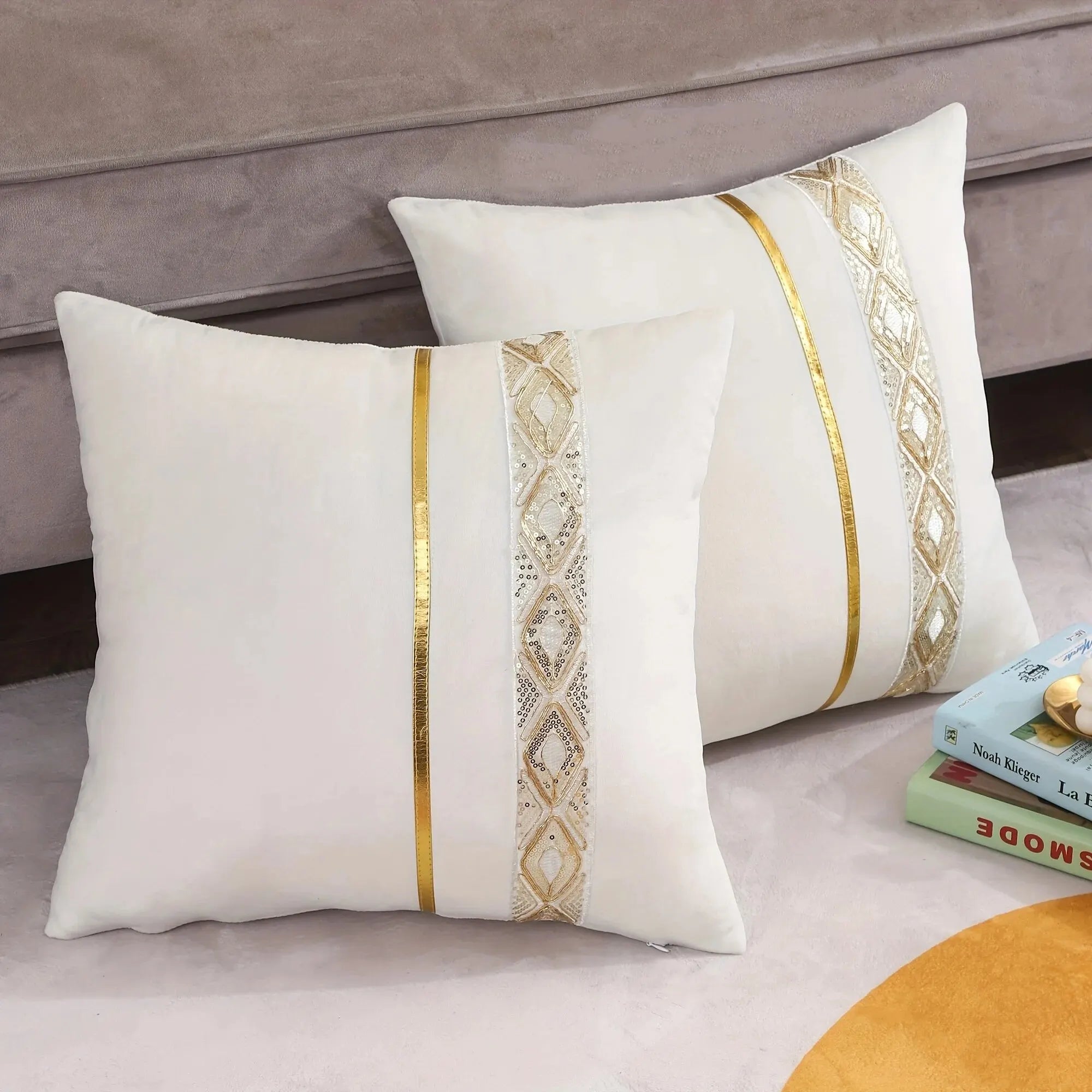 Embellished Cushion Cover with Sequins – Decorative Cushion Cover for Stylish Living Room Design