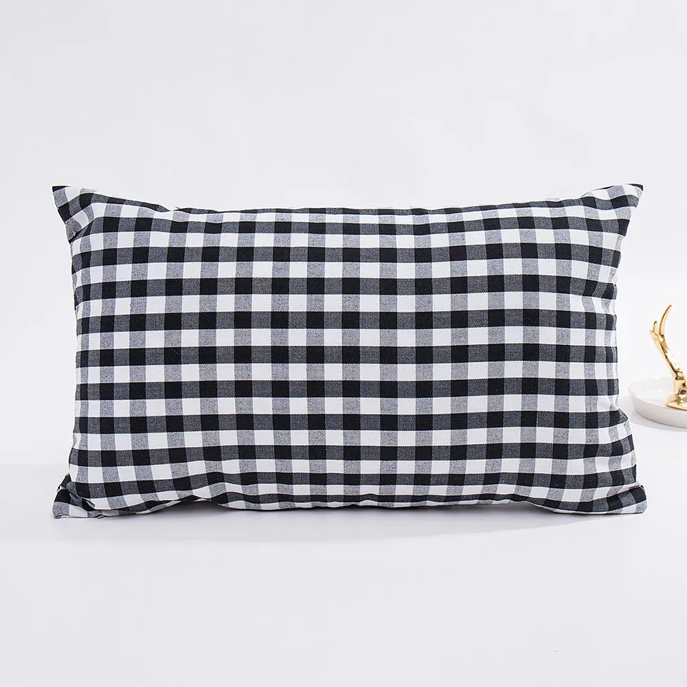 Elegant Cushion Cover for Living Room – Decorative Lumbar Pillow Case in Timeless Design