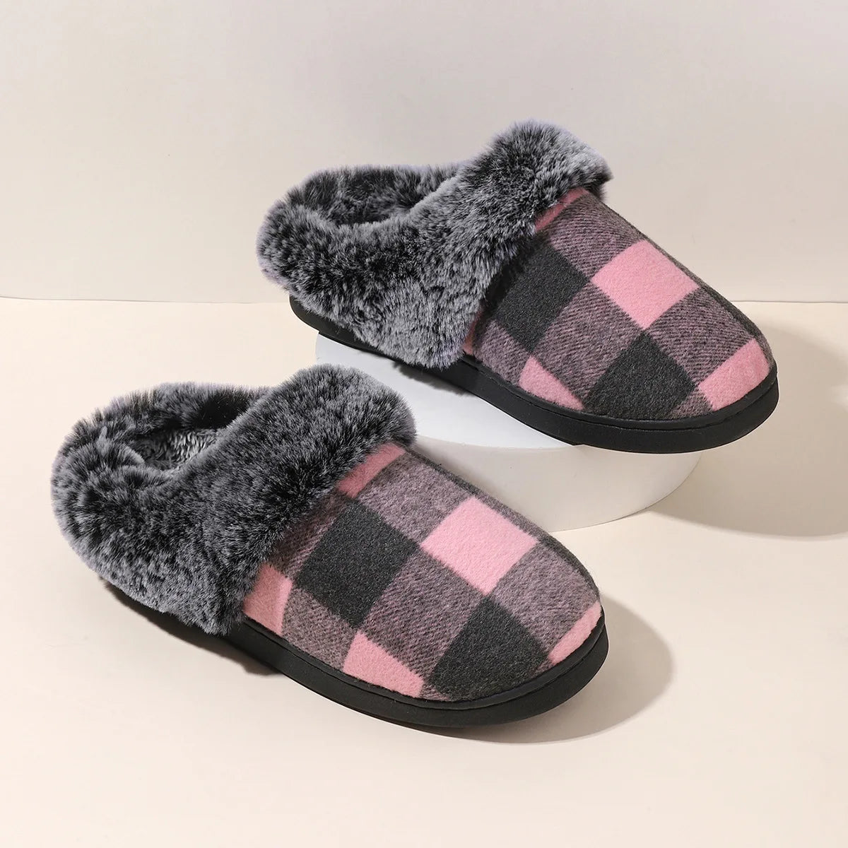 Warm Anti-Slip Slippers for Winter – Plush Slippers for Men and Women, Soft and Non-Slip