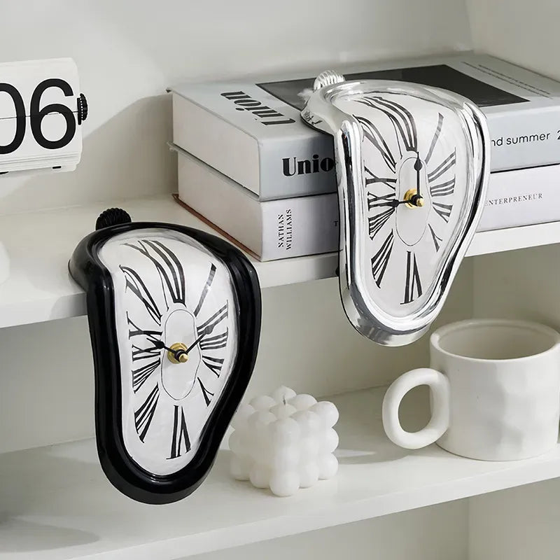 Surrealistic Melting Clock – Creative Wall Clock for Modern Interiors