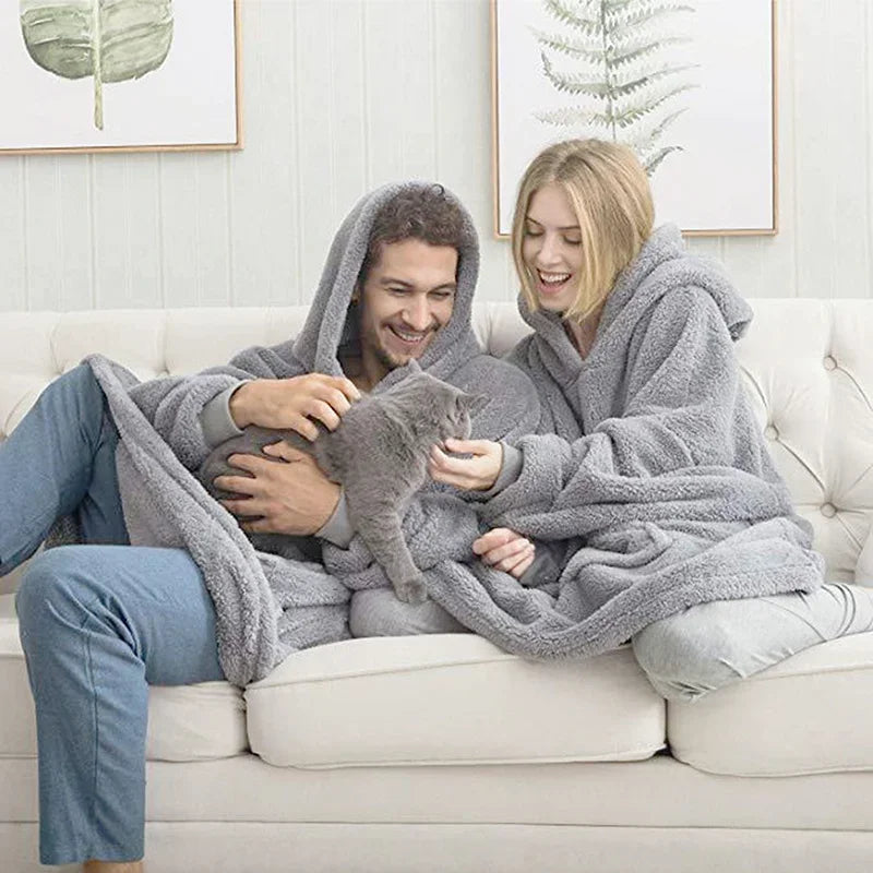 Cozy Blanket Sweater with Hood – Fleece Hoodie Blanket for Cozy Evenings