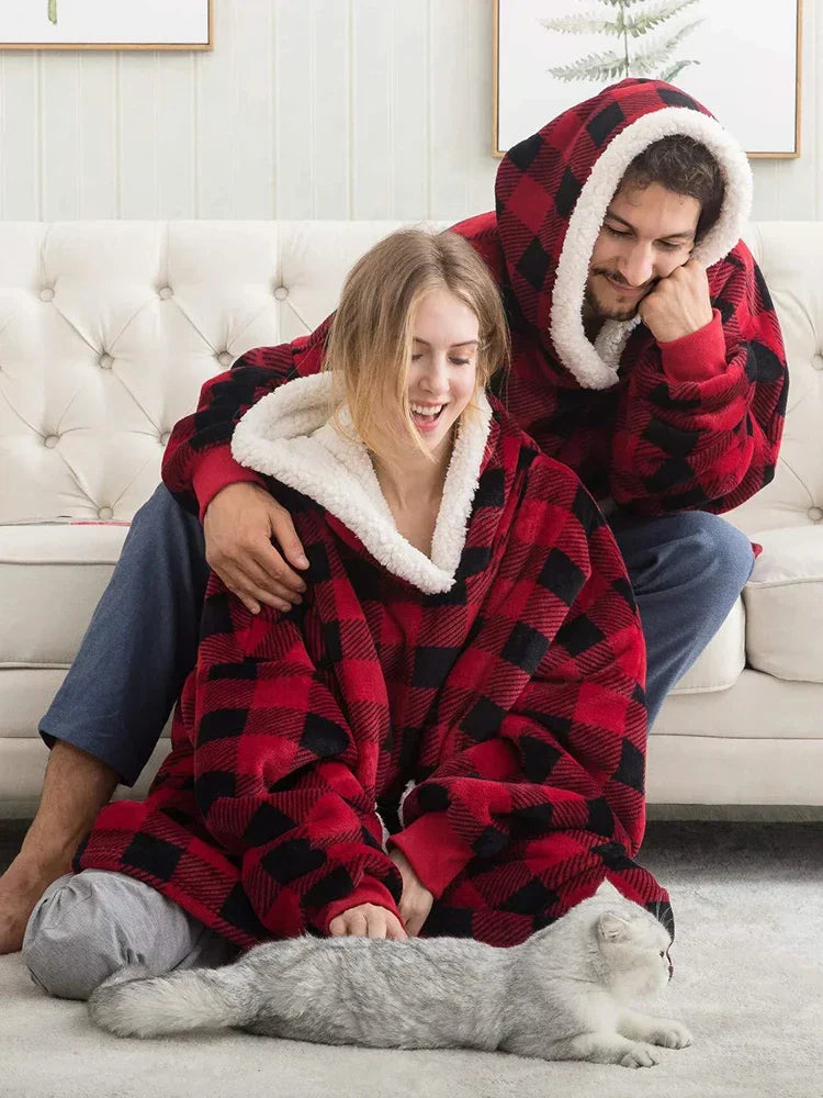 Cozy Fleece Blanket with Hood – Warming Hoodie for Home and Outdoor